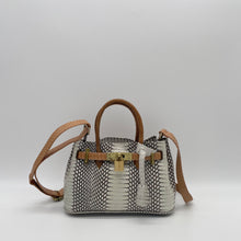 画像をギャラリービューアに読み込む, コブラレザーミニハンドバッグ