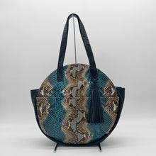 画像をギャラリービューアに読み込む, デコレートパイソントート×コブラレザートートバッグ