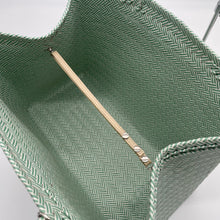 画像をギャラリービューアに読み込む, カゴバッグ