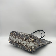画像をギャラリービューアに読み込む, デコレートパイソン×コブラレザートートバッグ