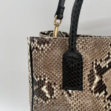 画像をギャラリービューアに読み込む, デコレートパイソン×コブラレザーハンドバッグ