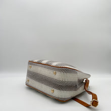 画像をギャラリービューアに読み込む, コブラレザーハンドバッグ