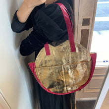 画像をギャラリービューアに読み込む, コブラレザーメタリックトートバッグ