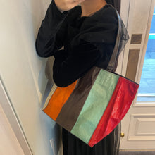 画像をギャラリービューアに読み込む, スネークレザーパッチワークトートバッグ