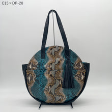 画像をギャラリービューアに読み込む, デコレートパイソントート×コブラレザートートバッグ