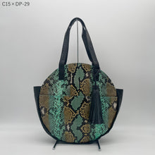 画像をギャラリービューアに読み込む, デコレートパイソントート×コブラレザートートバッグ