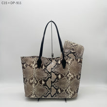 画像をギャラリービューアに読み込む, デコレートパイソン×コブラレザートートバッグ