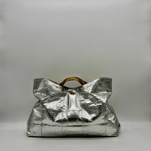 画像をギャラリービューアに読み込む, コブラレザーメタリックトートバッグ