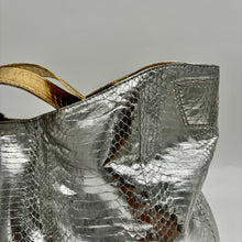 画像をギャラリービューアに読み込む, コブラレザーメタリックトートバッグ