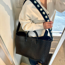 画像をギャラリービューアに読み込む, カゴバッグ