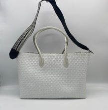 画像をギャラリービューアに読み込む, カゴバッグ