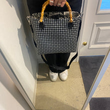 画像をギャラリービューアに読み込む, カゴバッグ