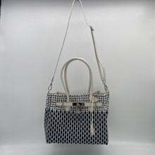 画像をギャラリービューアに読み込む, カゴバッグ