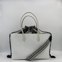 画像をギャラリービューアに読み込む, カゴバッグ