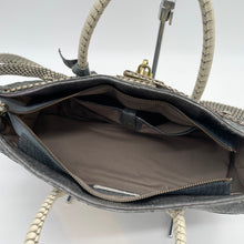 画像をギャラリービューアに読み込む, コブラレザーハンドバッグ