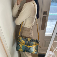 画像をギャラリービューアに読み込む, デコレートパイソン×コブラレザーショルダーバッグ