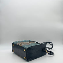 画像をギャラリービューアに読み込む, デコレートパイソン×コブラレザートートバッグ