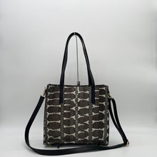 画像をギャラリービューアに読み込む, マングローブスネーク×カウレザートートバッグ