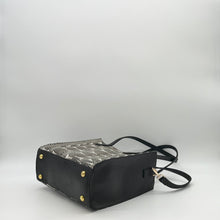 画像をギャラリービューアに読み込む, マングローブスネーク×カウレザートートバッグ