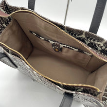 画像をギャラリービューアに読み込む, マングローブスネーク×カウレザートートバッグ