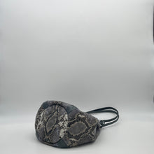 画像をギャラリービューアに読み込む, デコレートパイソン×コブラレザートートバッグ