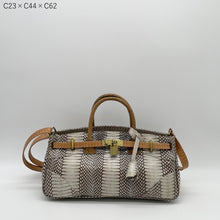 画像をギャラリービューアに読み込む, コブラレザーハンドバッグ