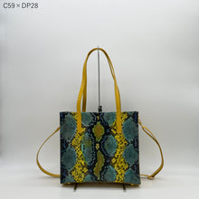 画像をギャラリービューアに読み込む, デコレートパイソン×コブラレザートートバッグ