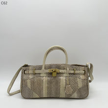 画像をギャラリービューアに読み込む, コブラレザーハンドバッグ