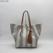 画像をギャラリービューアに読み込む, コブラレザートートバッグ