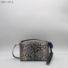 画像をギャラリービューアに読み込む, デコレートパイソン×コブラレザーショルダーバッグ
