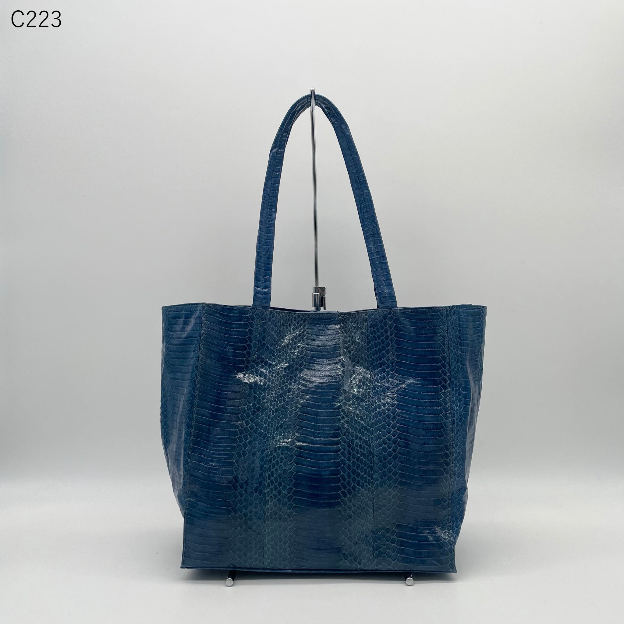 ライトブルー レザー トートバッグ ライトブルー レザー製 Museo ナノバッグ | Marni
