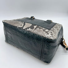画像をギャラリービューアに読み込む, デコレートパイソン×コブラレザーショルダーバッグ
