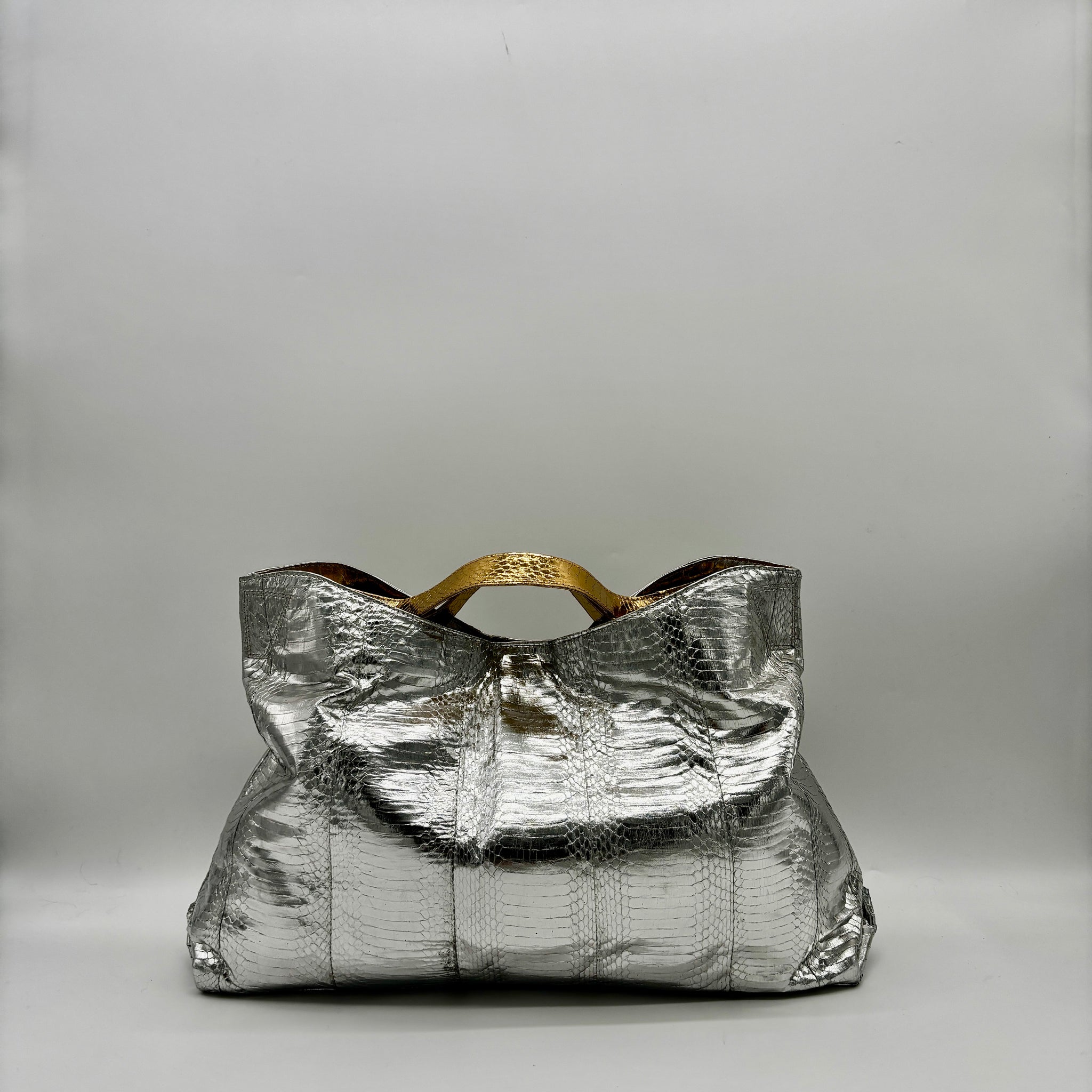 Pliable Tokyo】Square bag | JAMES