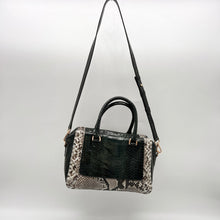 画像をギャラリービューアに読み込む, デコレートパイソン×コブラレザーショルダーバッグ
