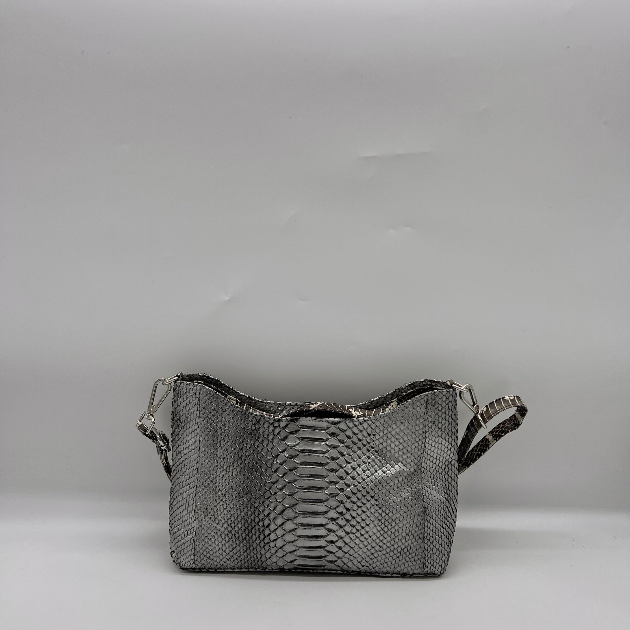 マングローブスネークパイソンメタリックショルダーバッグ