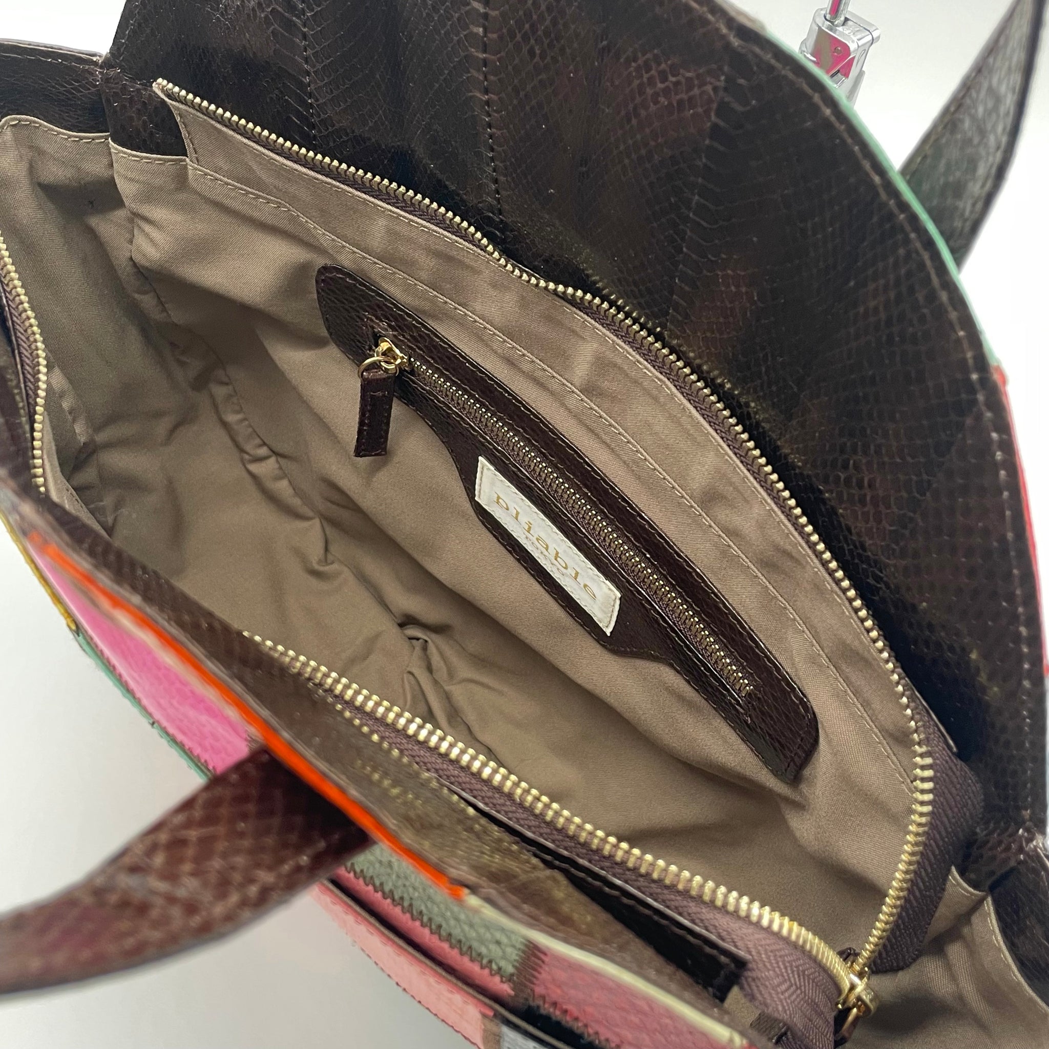 スネークレザーパッチワークトートバッグ – pliable tokyo